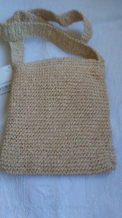 Vendo blusa e bolsa nova