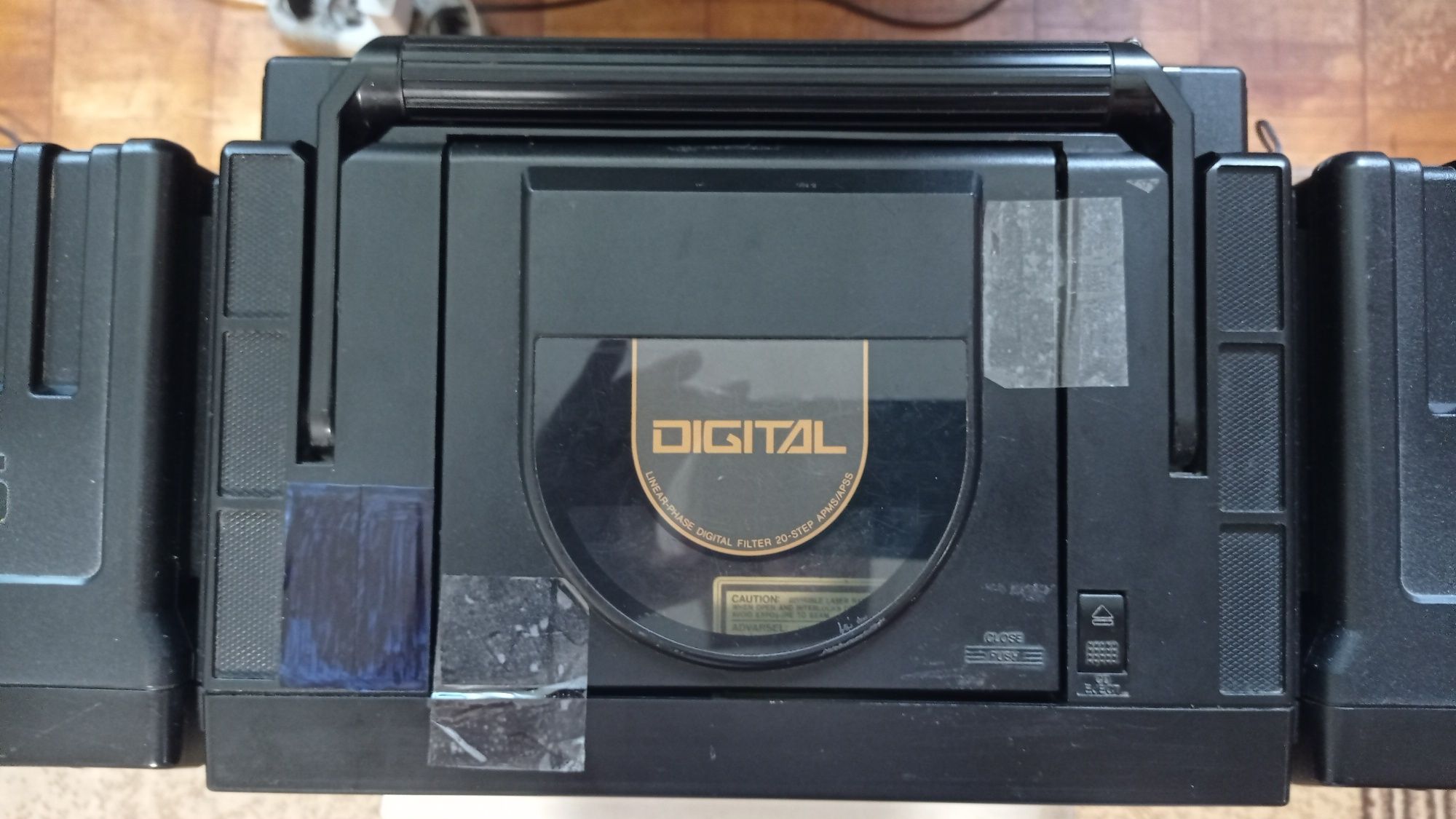 Продам магнітолу Sharp GX-CD60HT