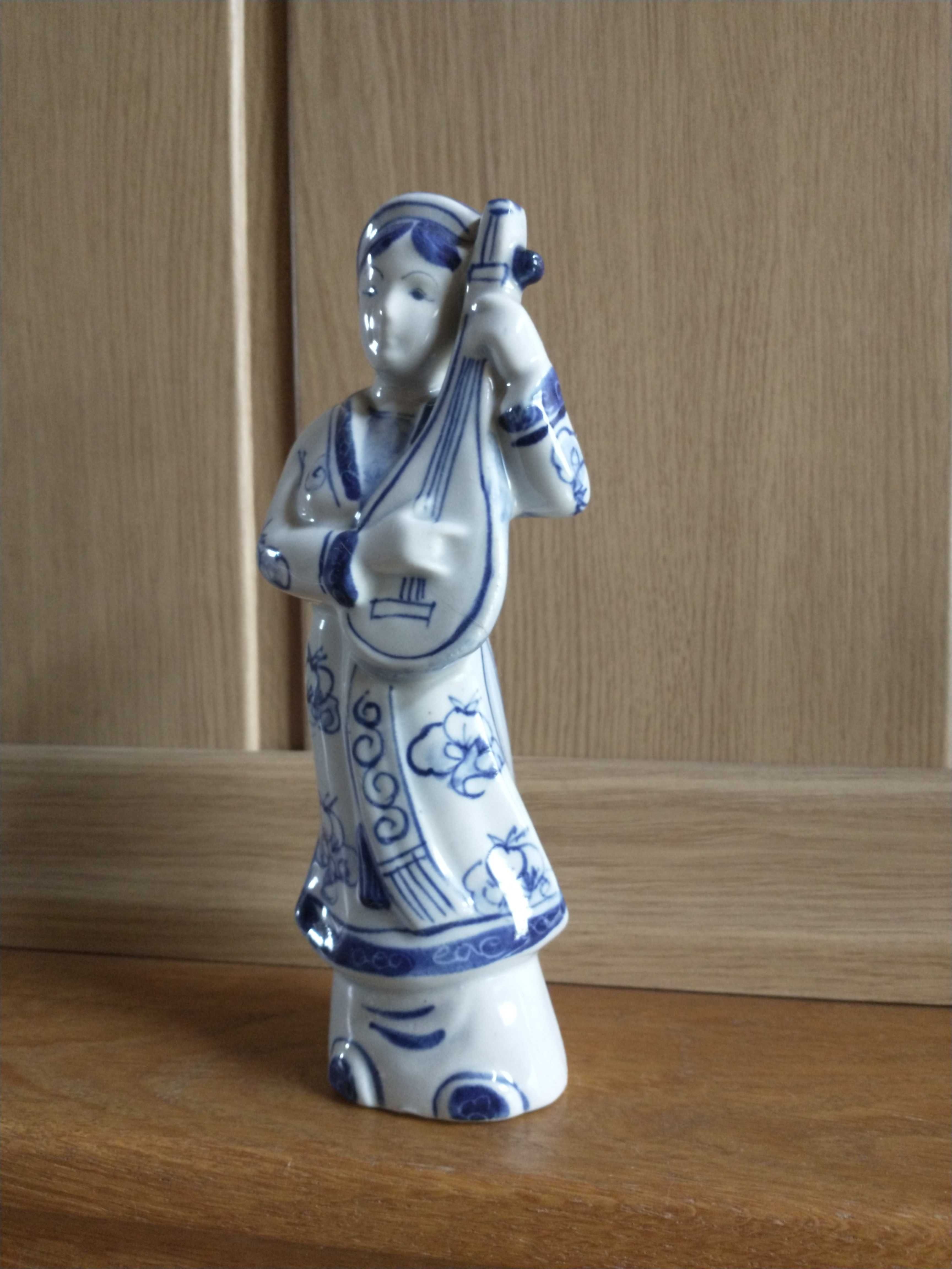 figurka porcelanowa - gejsza