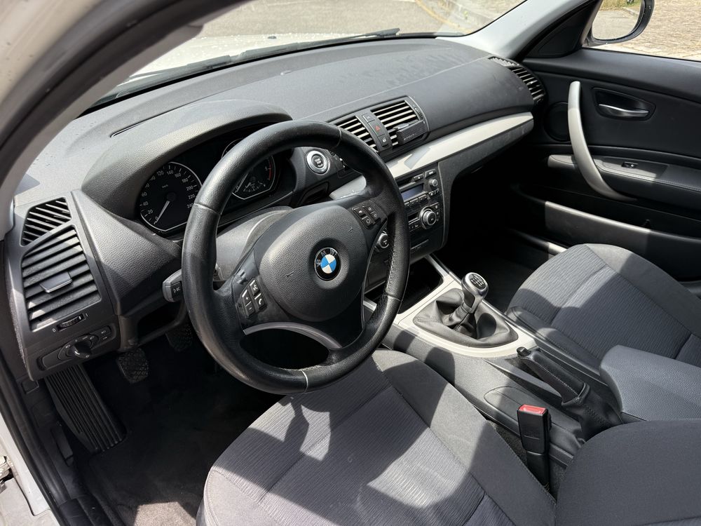 BMW 116i 1.6 (2010)