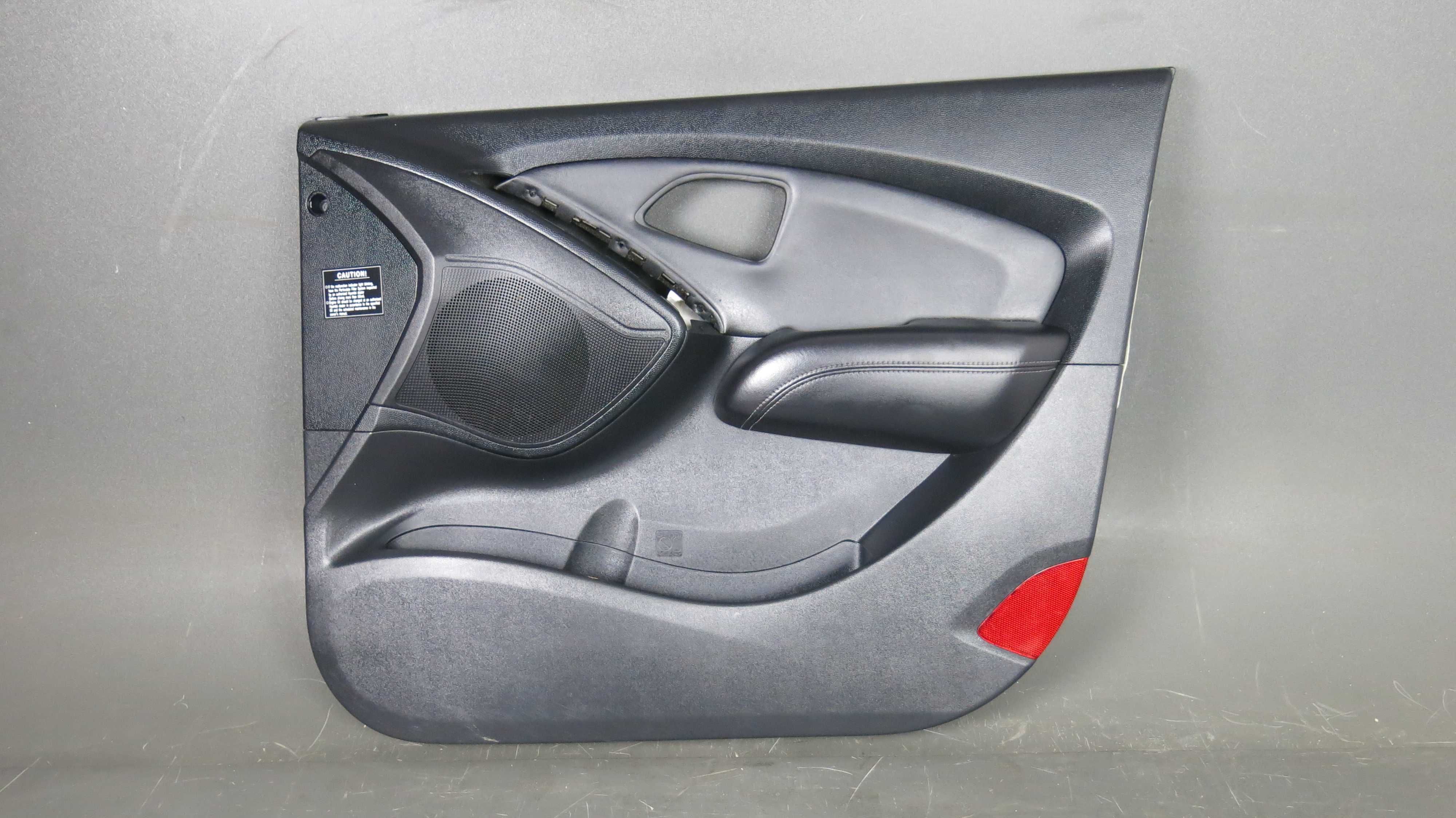 Hyundai IX35 boczek tapicerka prawa przednia przód