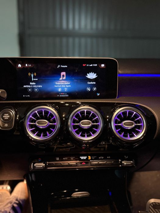 Mercedes A 180 d AMG Line 2020 •DIGITAL LIGHT • Burmester