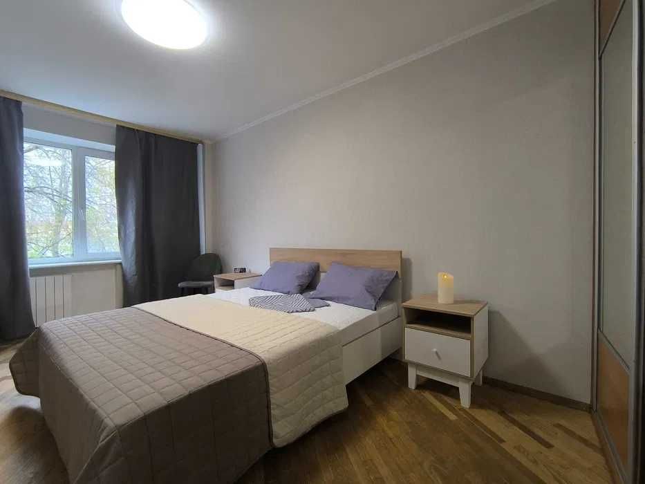 Подобова 1кім.квартира біля метро Оболонь та Набережна Парк Наталка