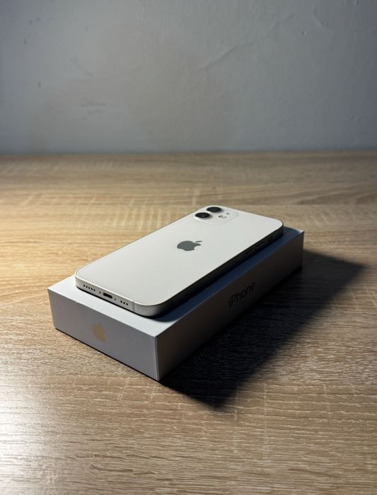 iPhone 12,kolor biały,128gb