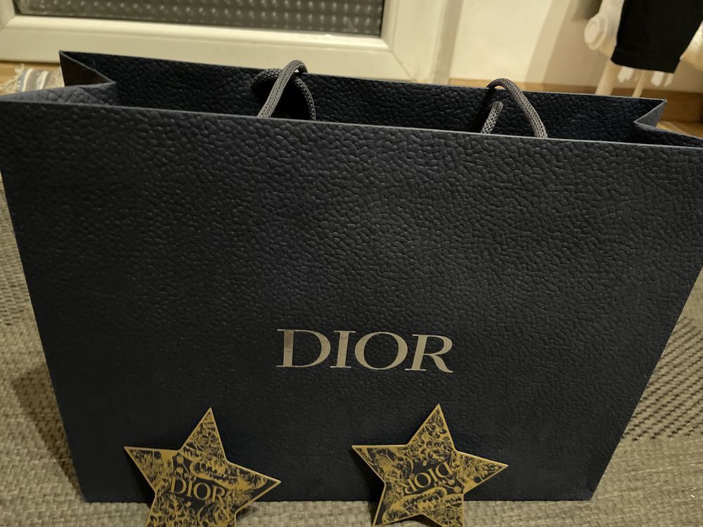 Dior srednia torebka prezentowa srebrne logo 2 gwiazdy gratis