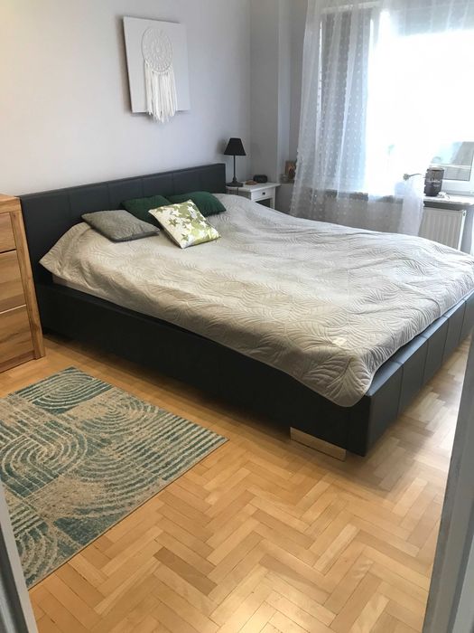 OKAZJA duże mieszkanie, 3 pokoje, super lokalizacja PARKING