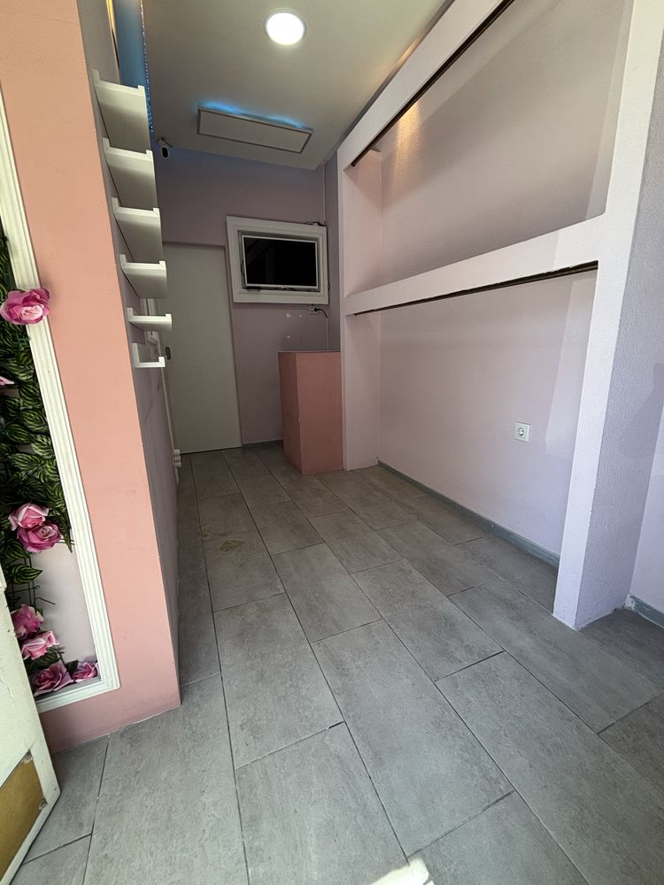Loja de rua renovada