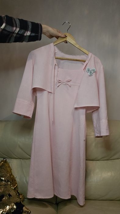 Dziewczęca elegancka sukienka 152 pudrowy róż