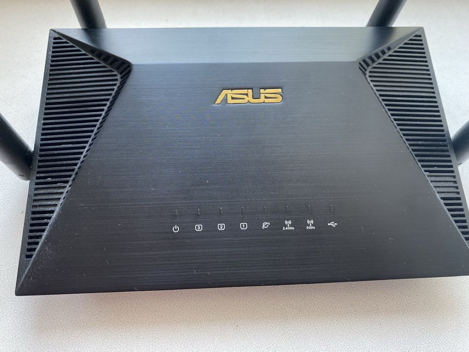 Продам роутер Asus