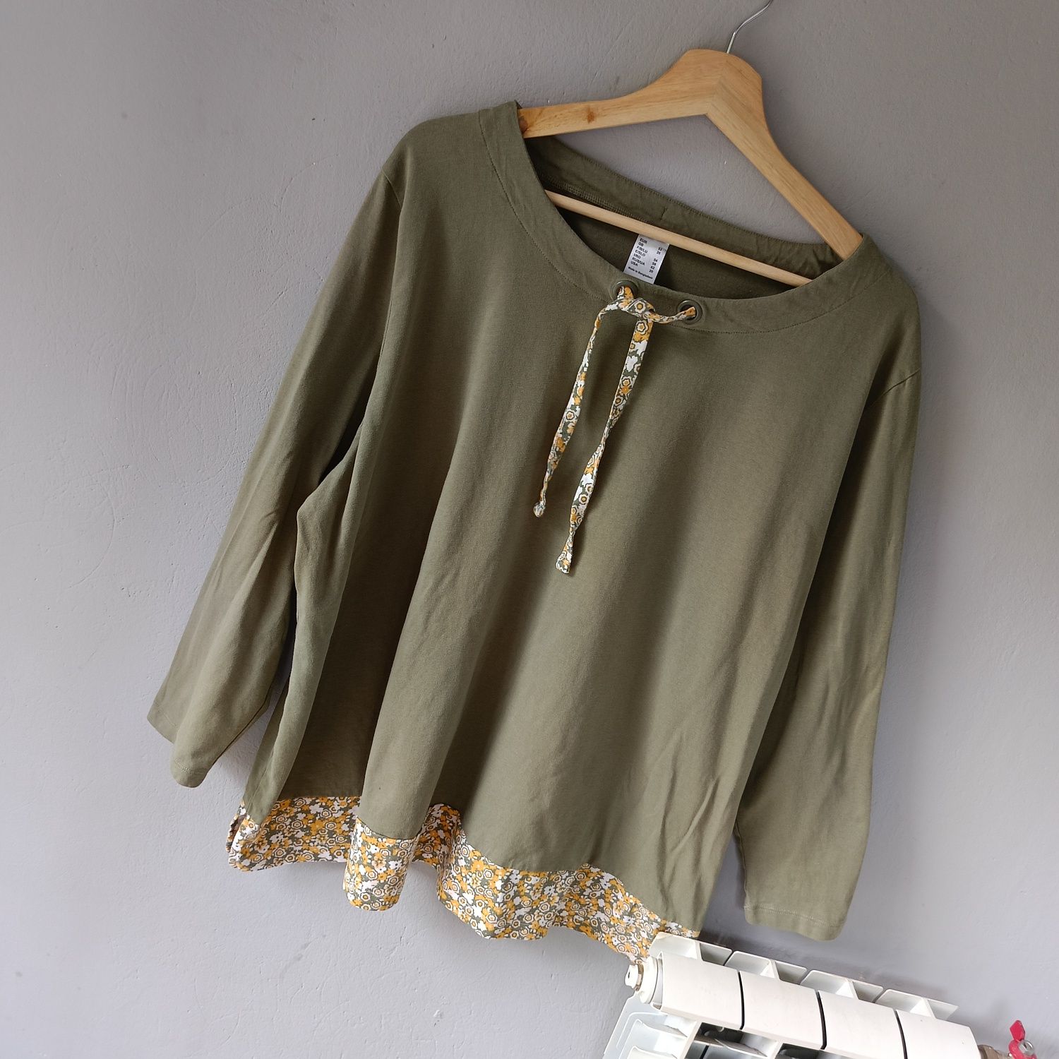Niemiecka marka 52 6XL przewiewna bluzka damska khaki coquette na lato