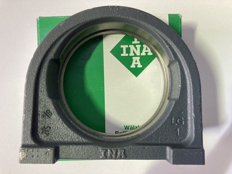 Piasta obudowa łożyska walca walec wciągający CLAAS JAGUAR