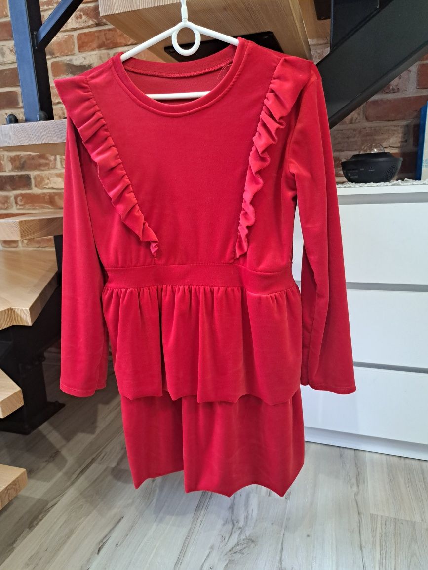 Sukienka welurowa czerwona