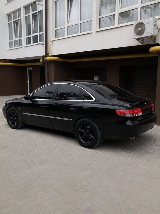 Hyundai  Grandeur 3.3 V 6
