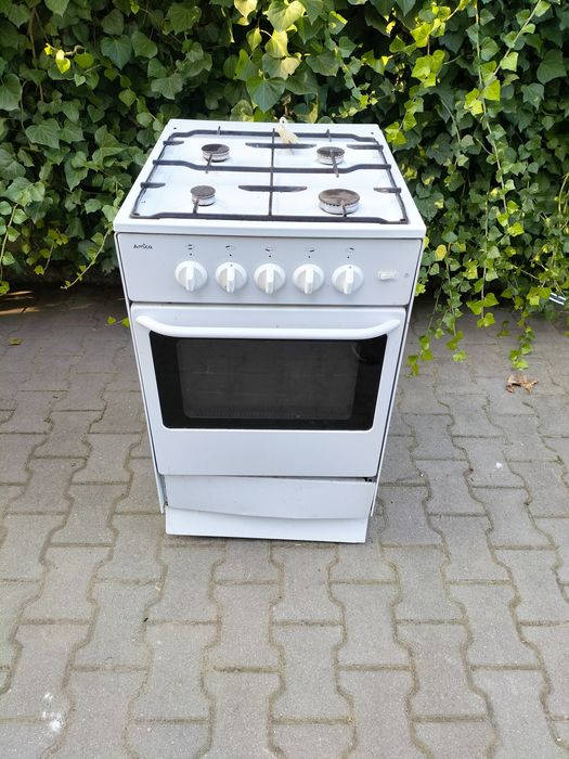 Kuchnia gazowa Amica/ transport