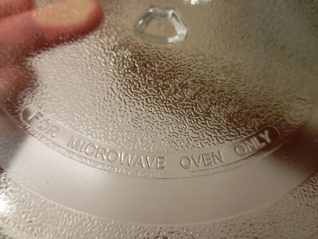 Prato para Microondas 24 cm.