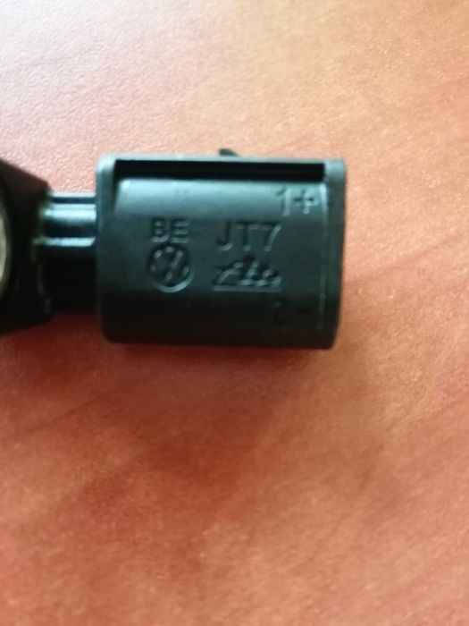 Датчик ABS оригинальный VW AUDI SKODA SEAT. Caddy 3, Golf 3,4.5 , T5