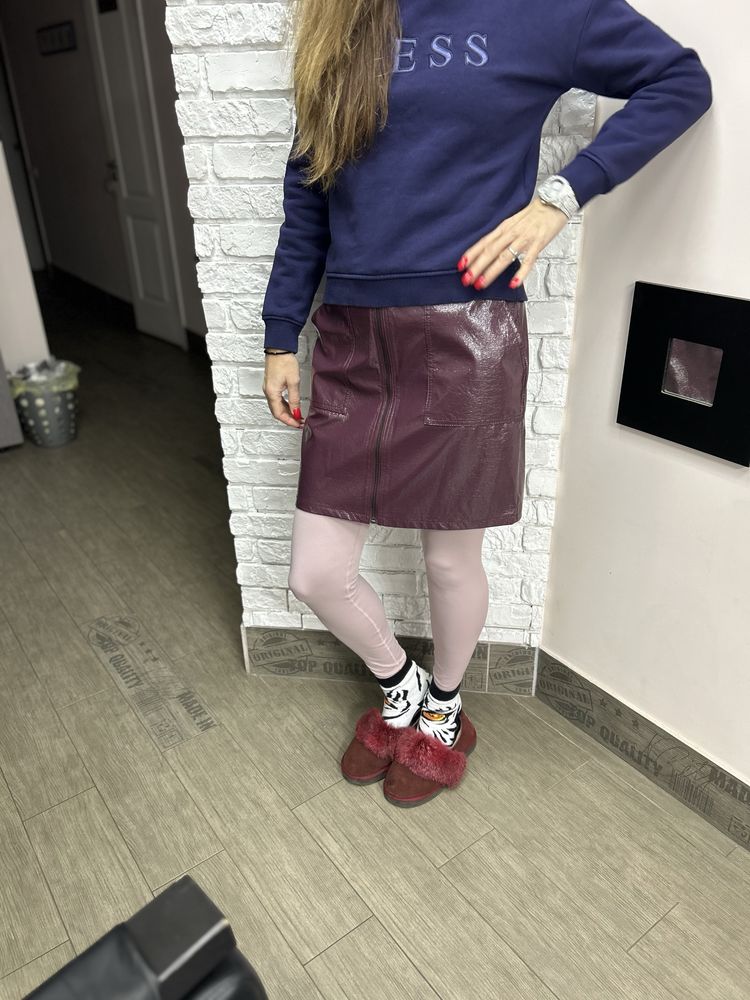 Юбка Guess до колена