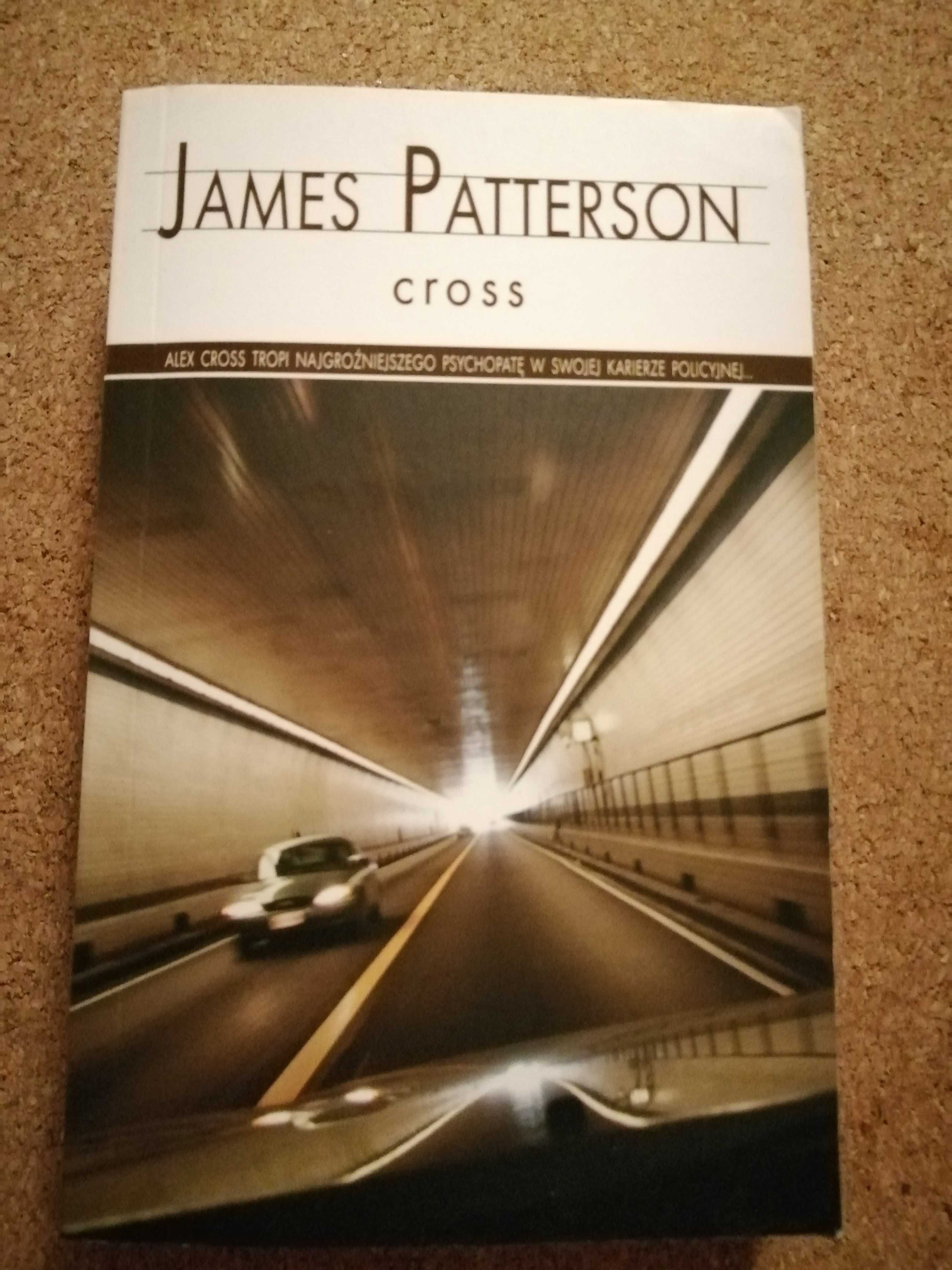 “ CROSS “ James Patterson