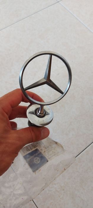 Emblema mercedes benz