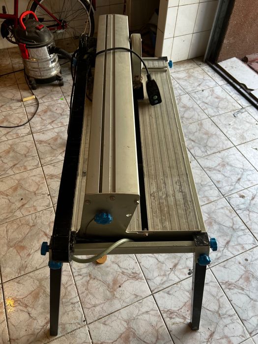 Przecinarka do glazury MacAllister MSTC800D