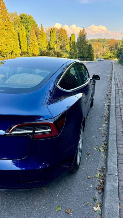 Tesla model 3 Long Range