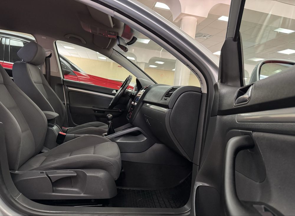 Volkswagen Golf V 1.6MPi 8V 5МКПП 2006 р.в. (102 к.с.)