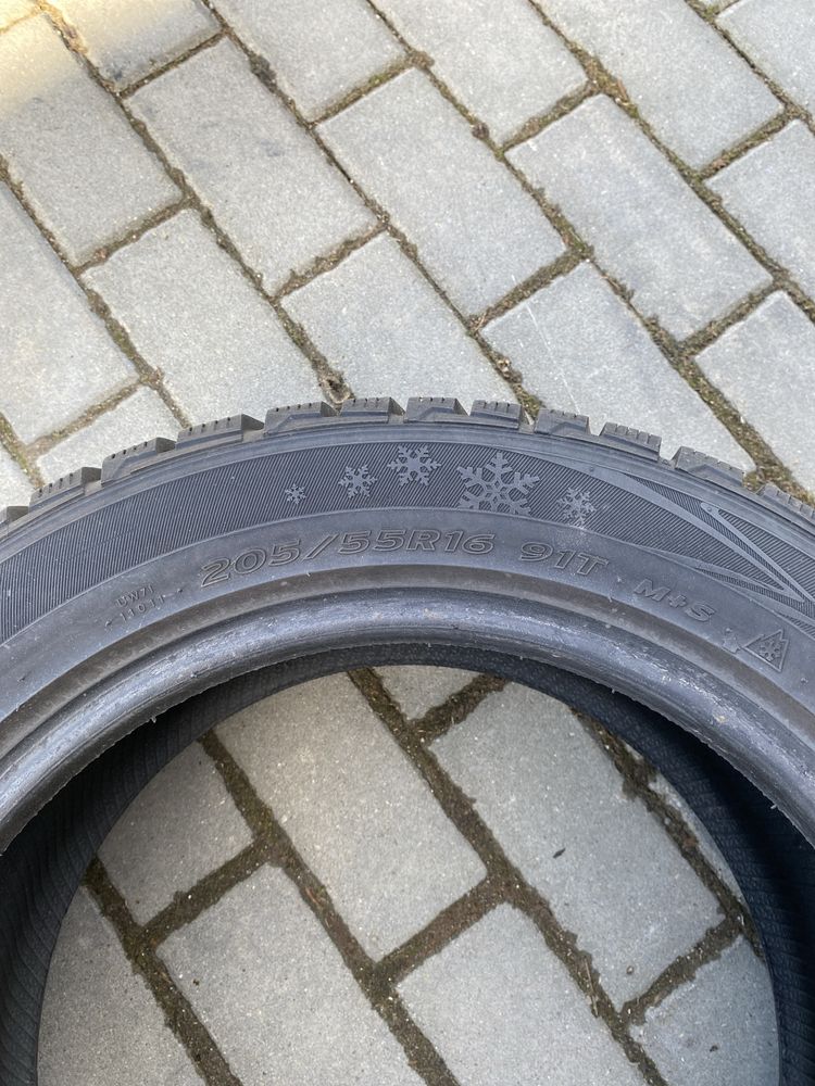 Opona  aurora  205/55/r16