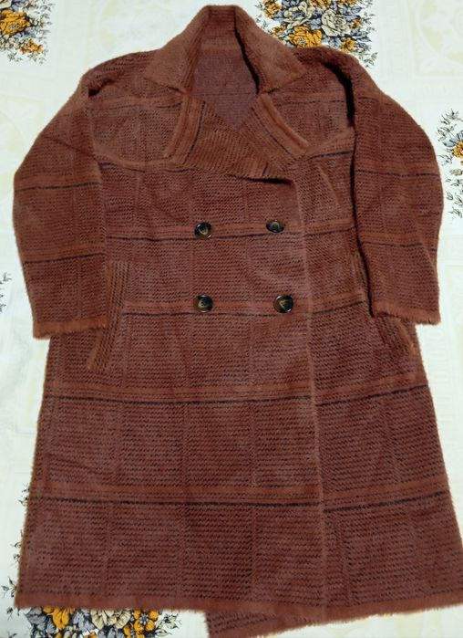 Vendo casaco comprido castanho tamanho único 45€