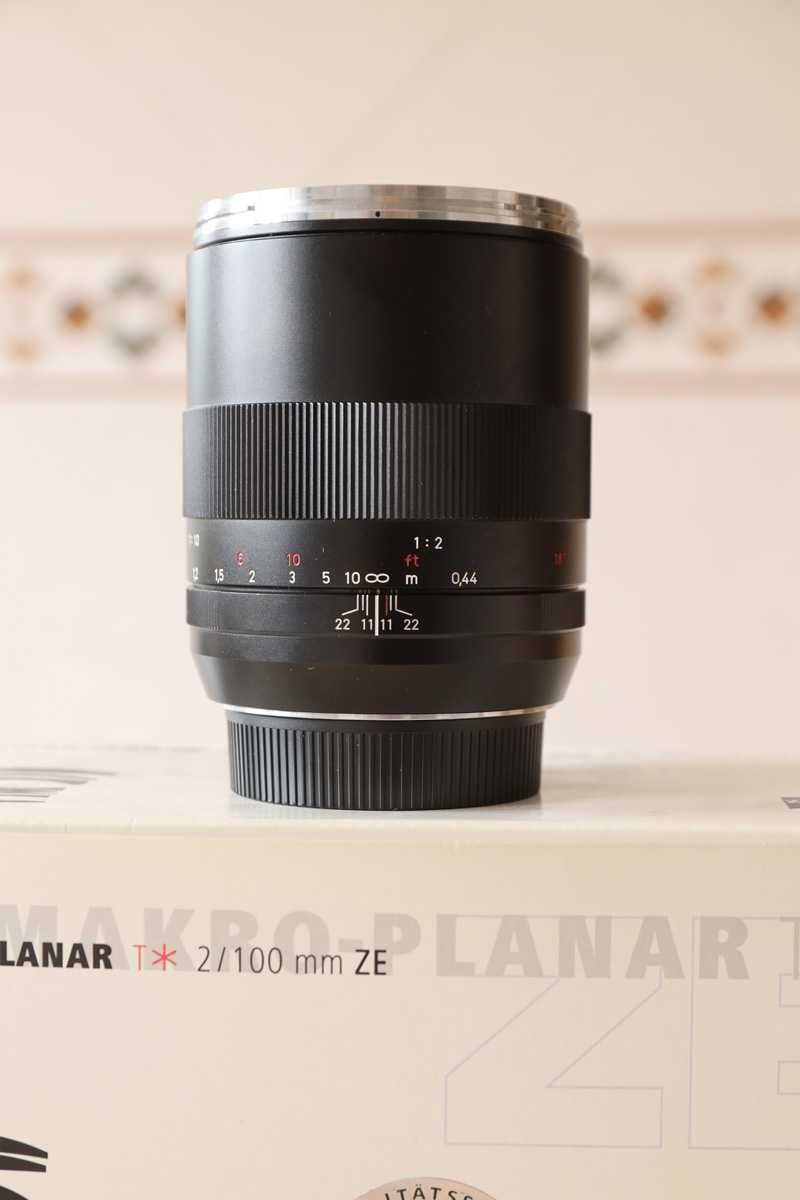 Carl Zeiss Makro-Planar 100/2 ZE (Encaixe Canon EF) - Excelente estado