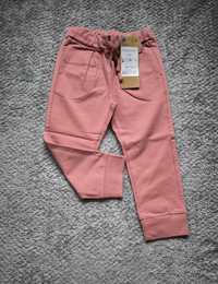 Nowe wiosenne spodnie dresowe coccodrillo r. 98