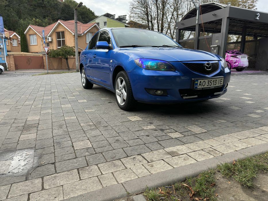 Mazda 3  1.6 Бензин