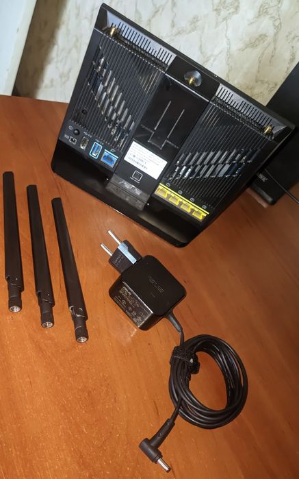 Wi-Fi Роутер Asus RT-AC68U/TM-AC1900