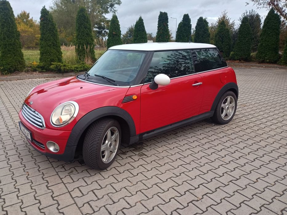 Mini Cooper*1,6 benzyna* super stan