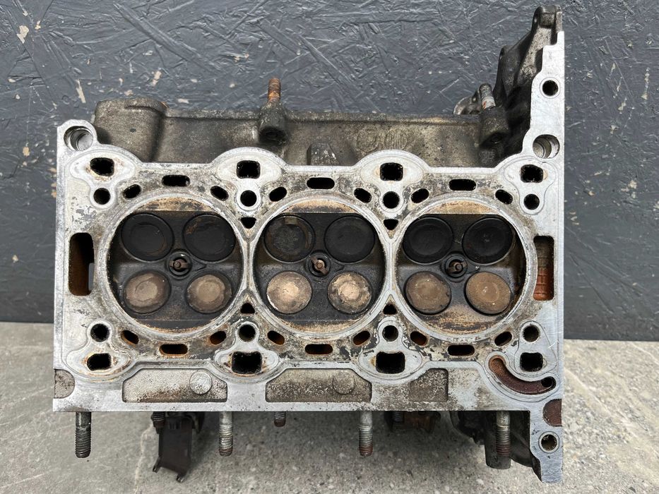 ГБЦ головка блока Opel Corsa Agila 1.0 12V