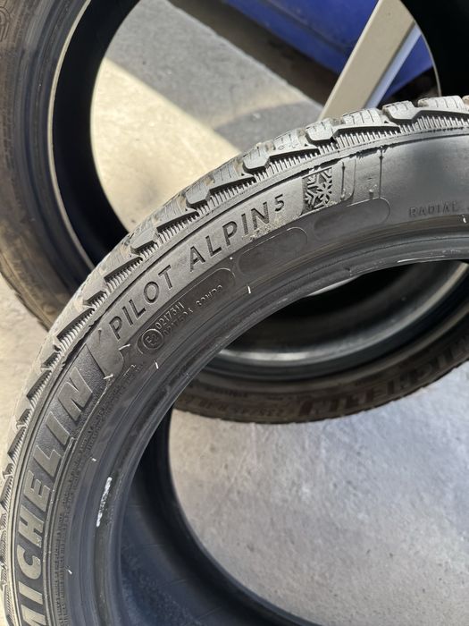 Michelin alpin 5 235/45/18