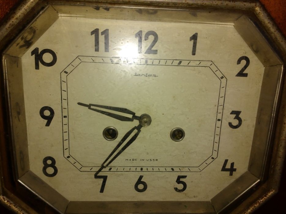 Продам старинные часы с двойным боем