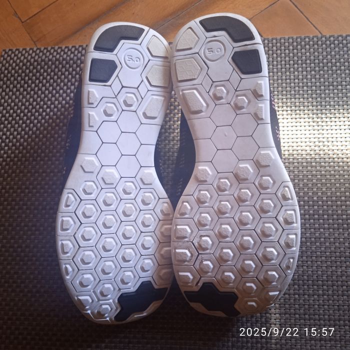 Кросівки Nike Free 5.0.  Розмір 37,5