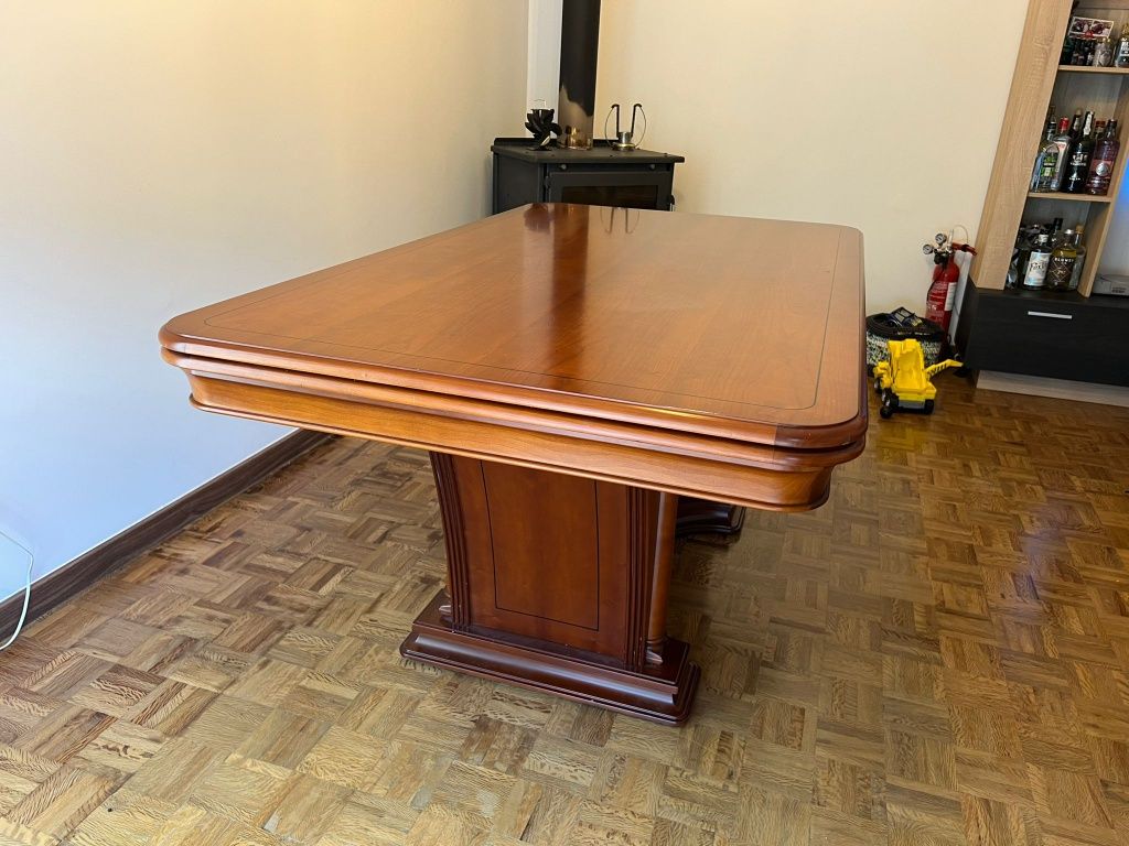 Mesa de sala de jantar extensível