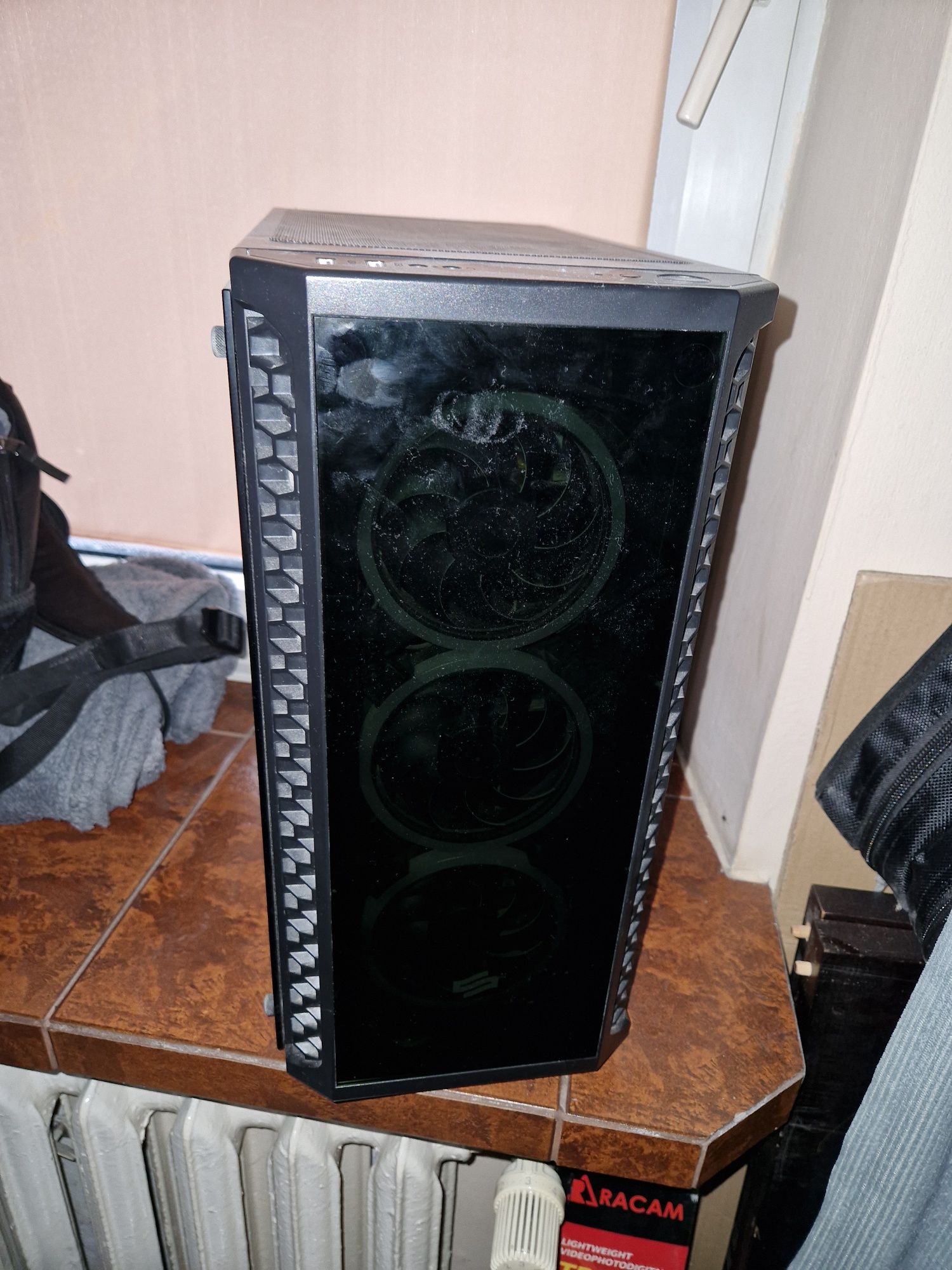Komputer ryzen 5 3600 RTX2060 SsD 1TB 16gb ram + monitor AOC C32G1