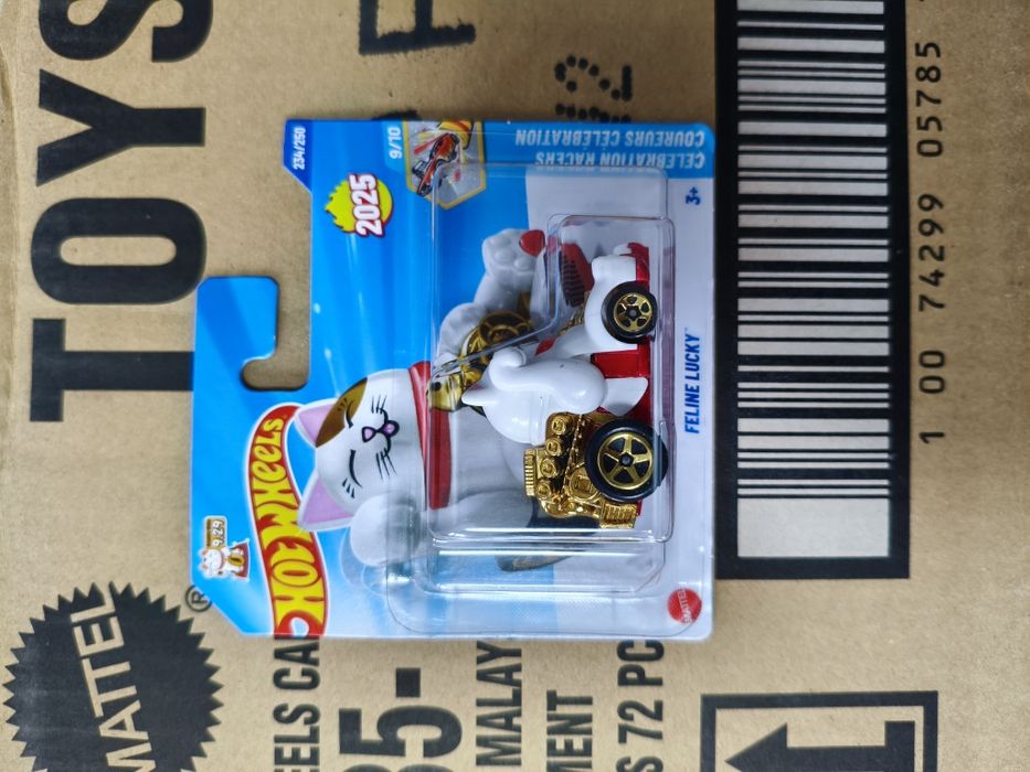 Feline Lucky Hot Wheels