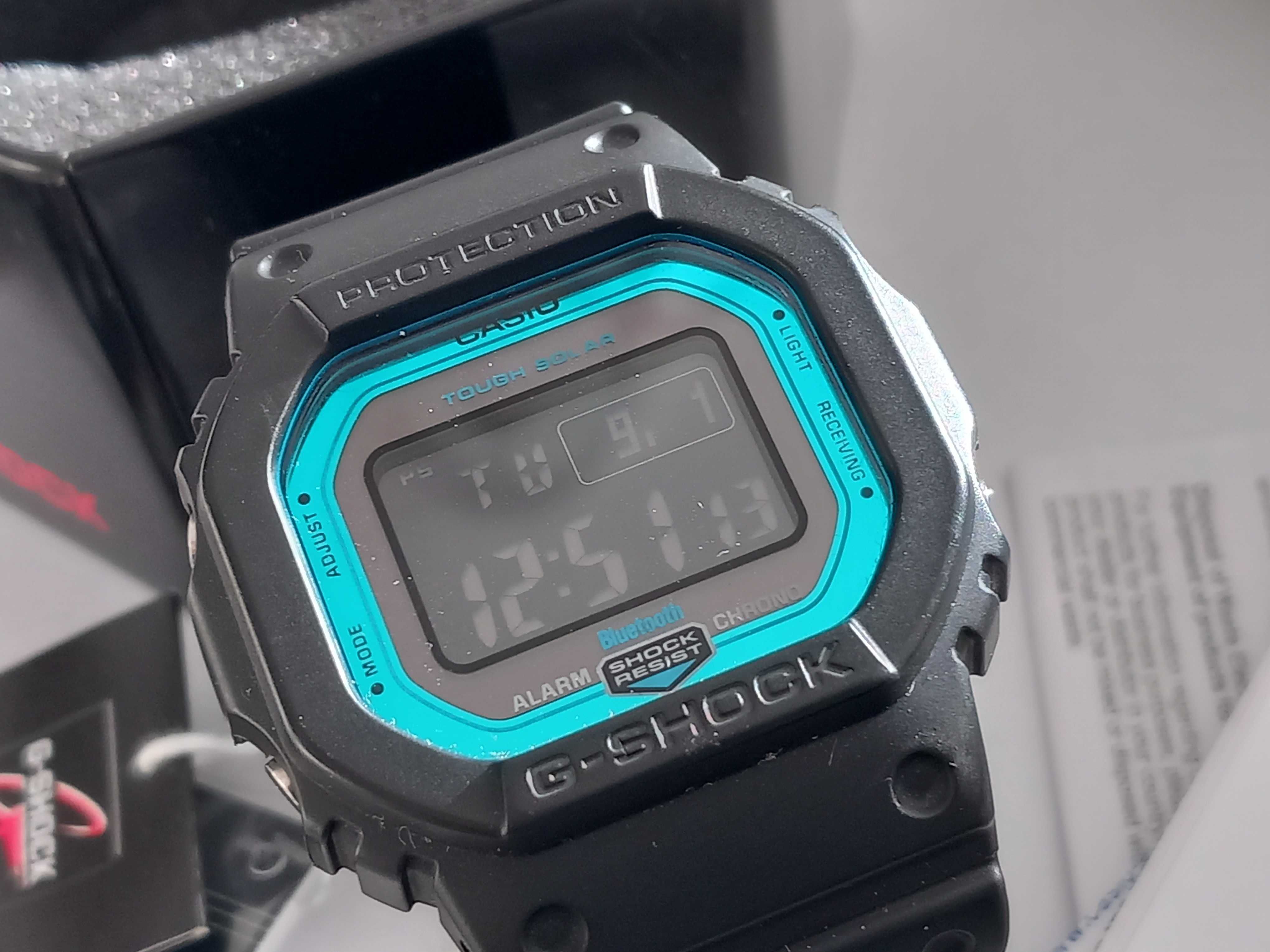 Zegarek Casio G-Shock GW-B5600 - komplet