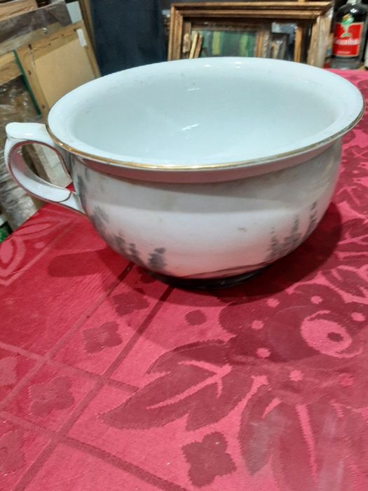 Bacio/Penico em faiança séc XIX Vista Alegre