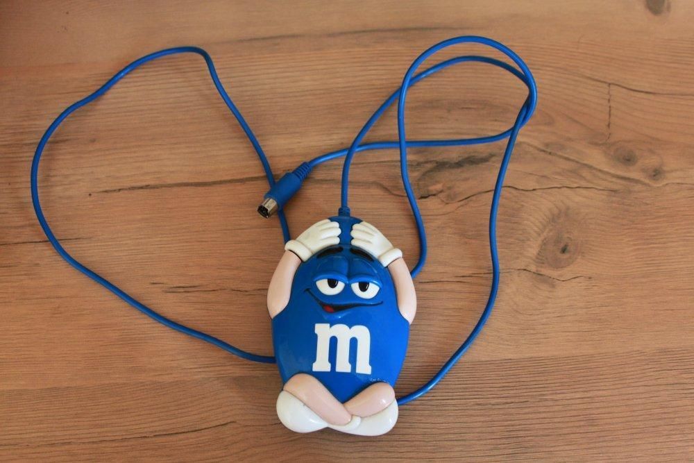 Мышка в стиле M&M's