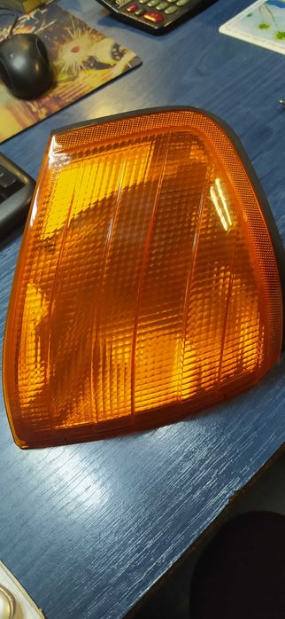 Указатель поворота правый Mercedes W202 производство Bosch