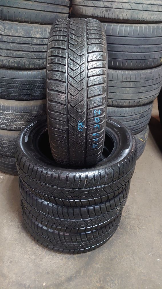 Комплект зимних шин Pirelli Sottozero 3 winter 205/60 r16 205 60 16