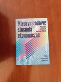 Międzynarodowe stosunki ekonomiczne Paweł Bożyk / Misala /  Puławski