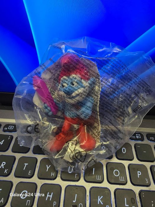 Продам іграшки із макдональдс