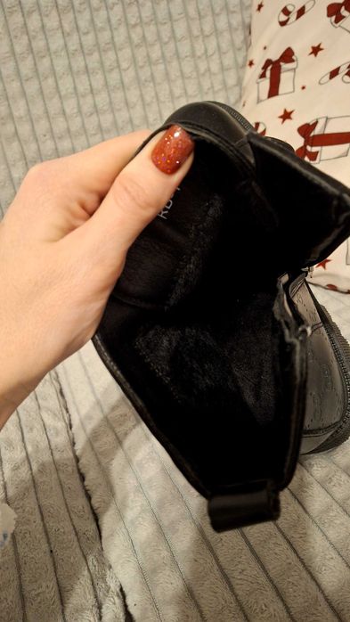 Nowe botki 39 zimowe jak guess lub gucci. Czarne damskie zimowe buty