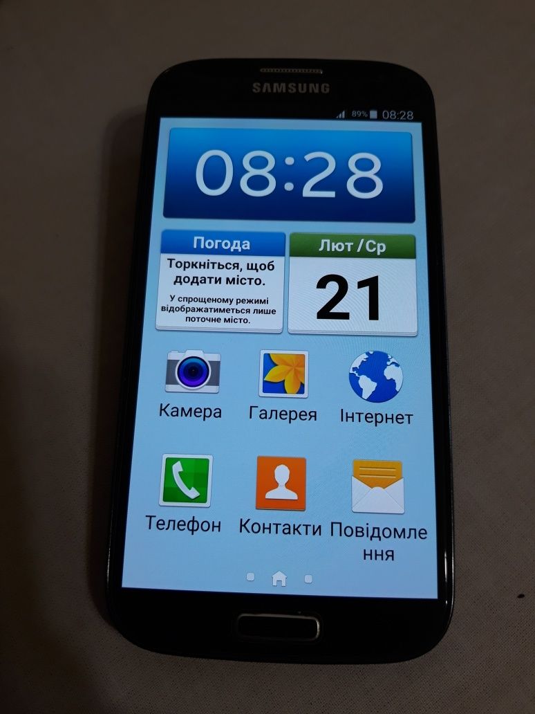 Смартфон Samsung Galaxy S4 GT-19500