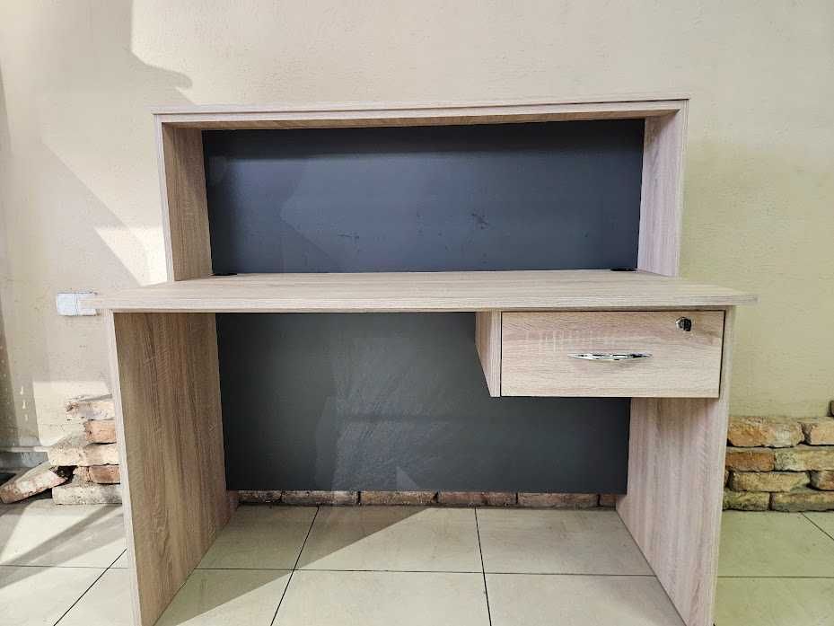 Lada kasowa z szufladą – do sklepu, piekarni, gastronomii